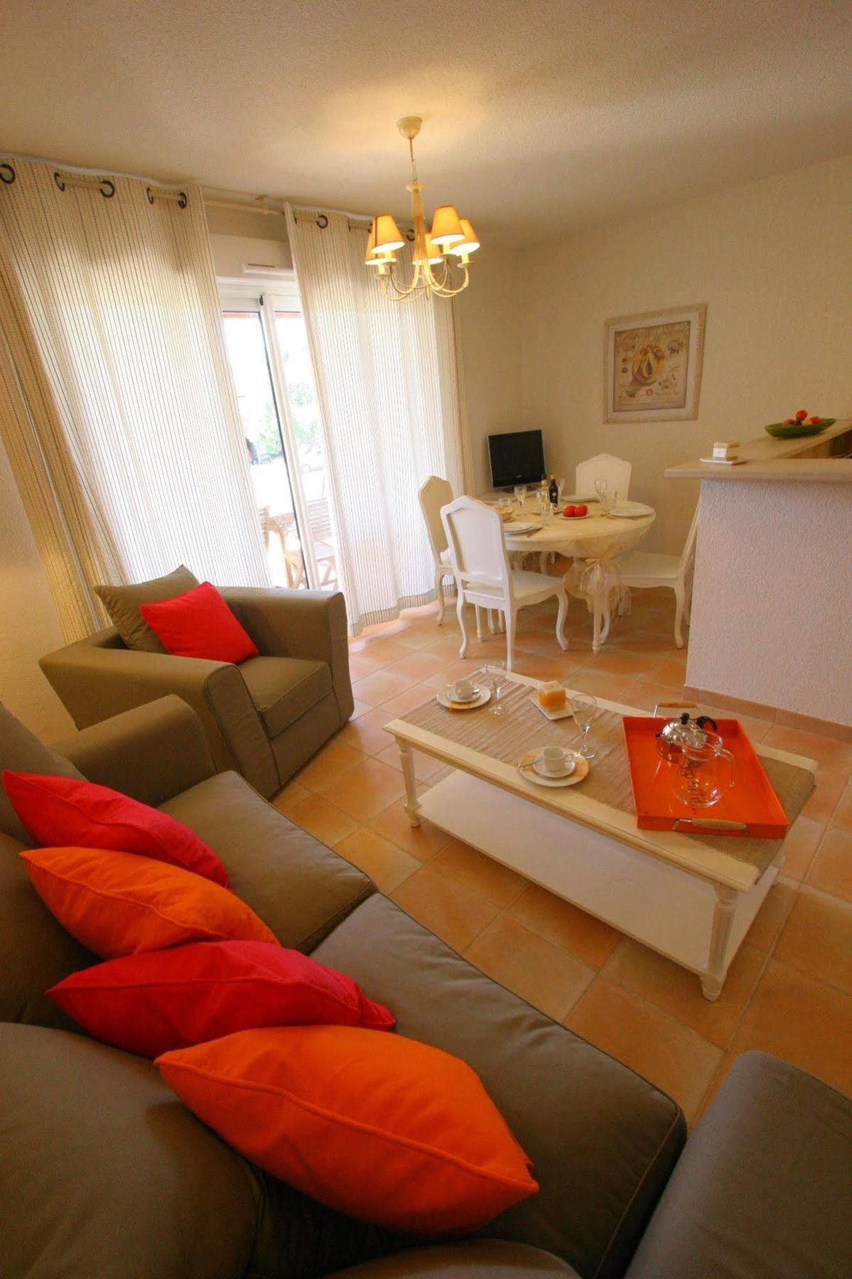 Lagrange Vacances Les Bastides Des Chaumettes Montauroux Luaran gambar